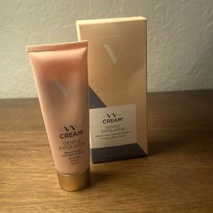 VV Cream NWT Gentle Exfoliator